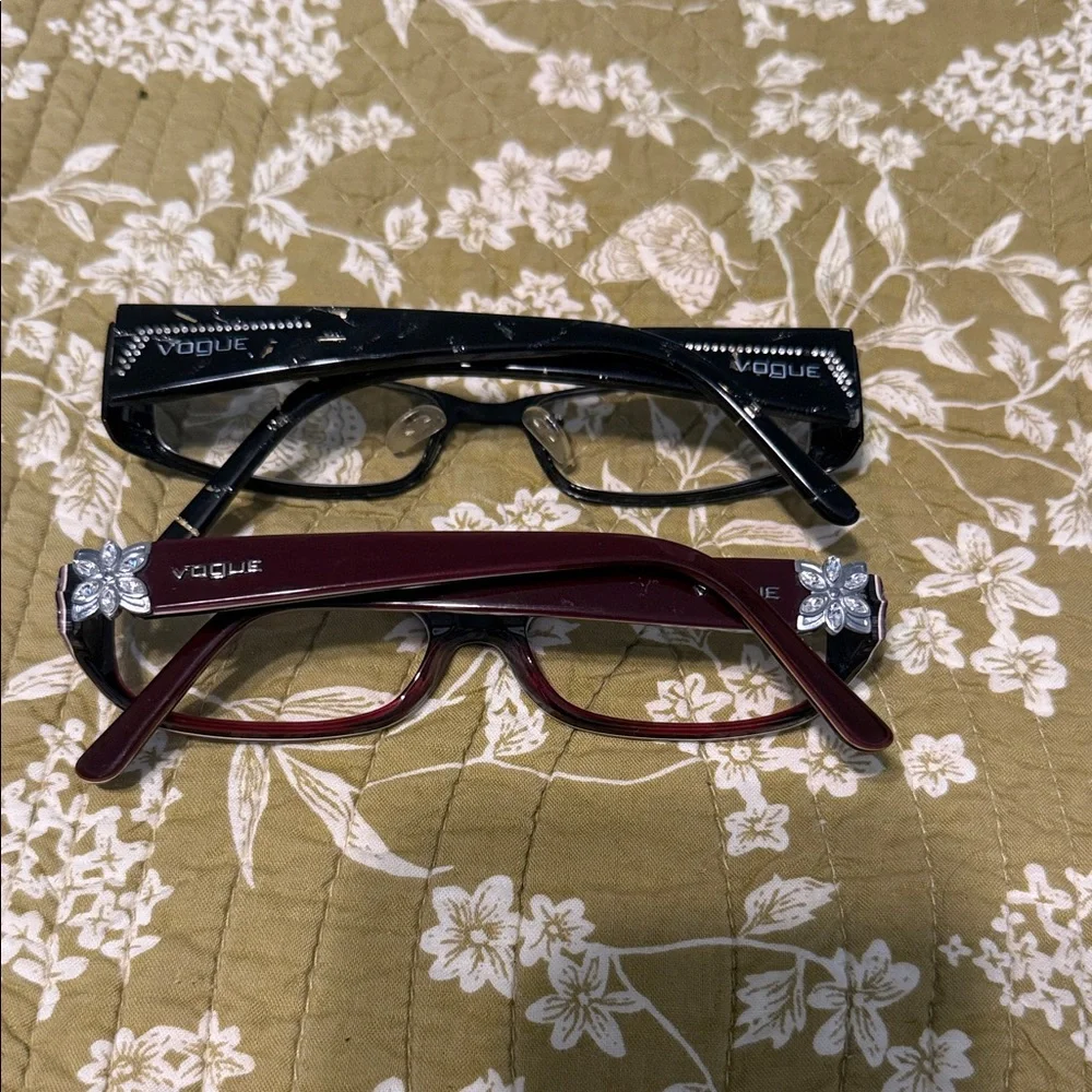 Vogue Women's Reading Glasses Duo - Black & Burgundy